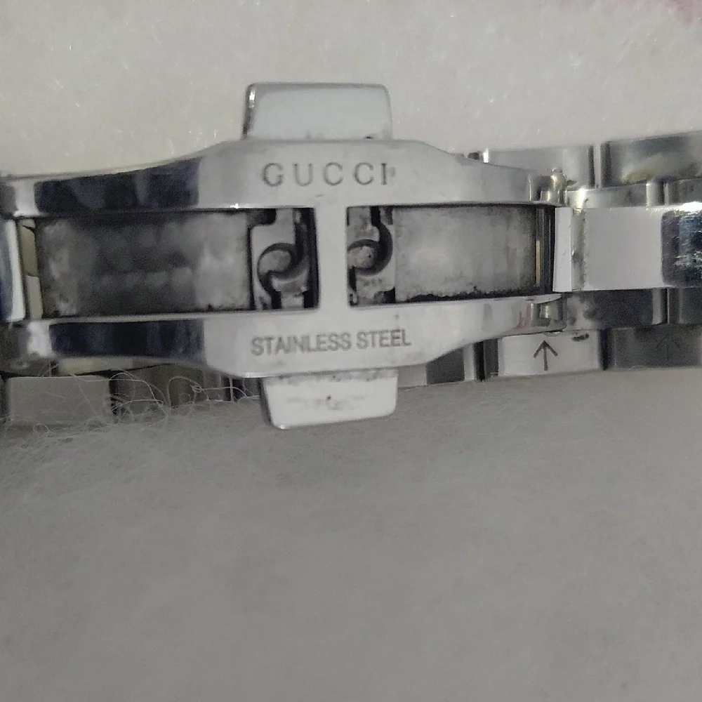 Gucci Silver Stainless Steel Wristwatch with Black Dial